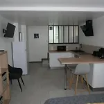 Indépendant, Au Calme. Apartamento La Roche-sur-Yon