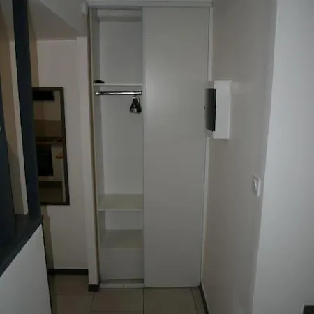 Indépendant, Au Calme. * La Roche-sur-Yon