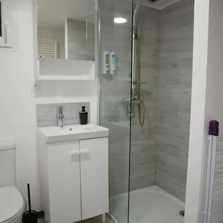 Appartement Independant, Au Calme. *